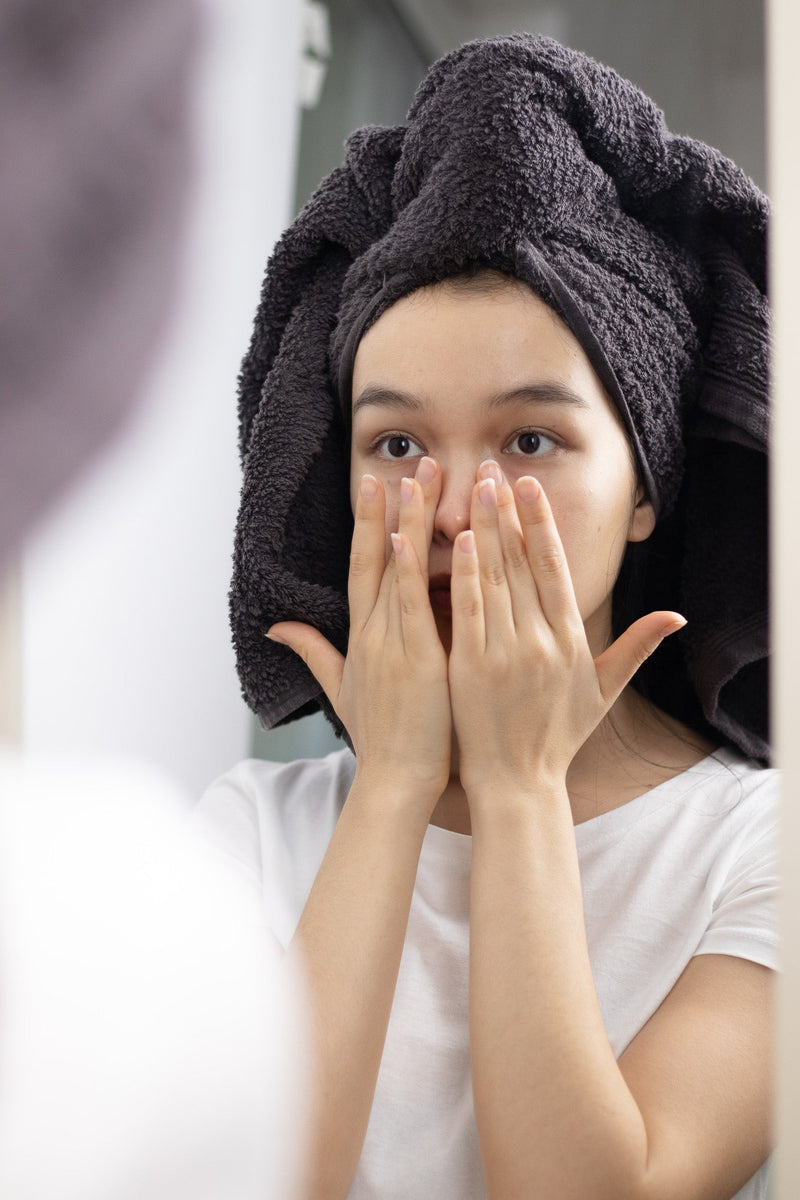 The Ultimate Guide to Oil Cleansing by Skin Type
