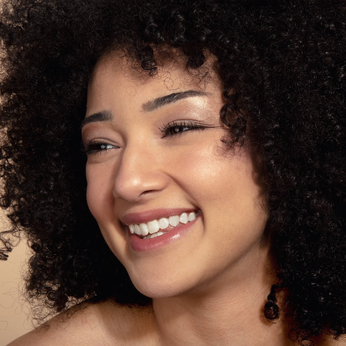 100 Percent Pure Pretty Naked Eye Shadow Palette - The Green Kiss