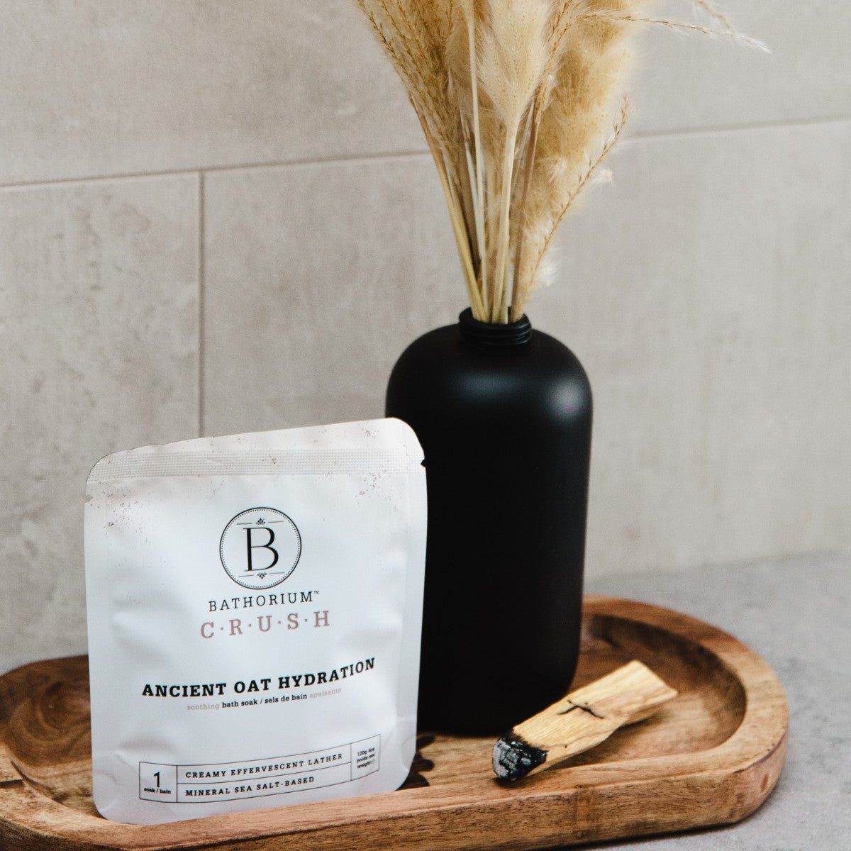 Bathorium Crush Bath Soak - Ancient Oat Hydration Single Bath - The Green Kiss
