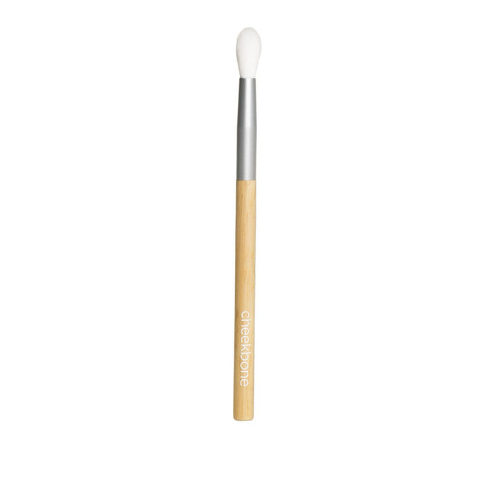 Cheekbone Beauty Small Tapered Blending Eyeshadow Brush - The Green Kiss