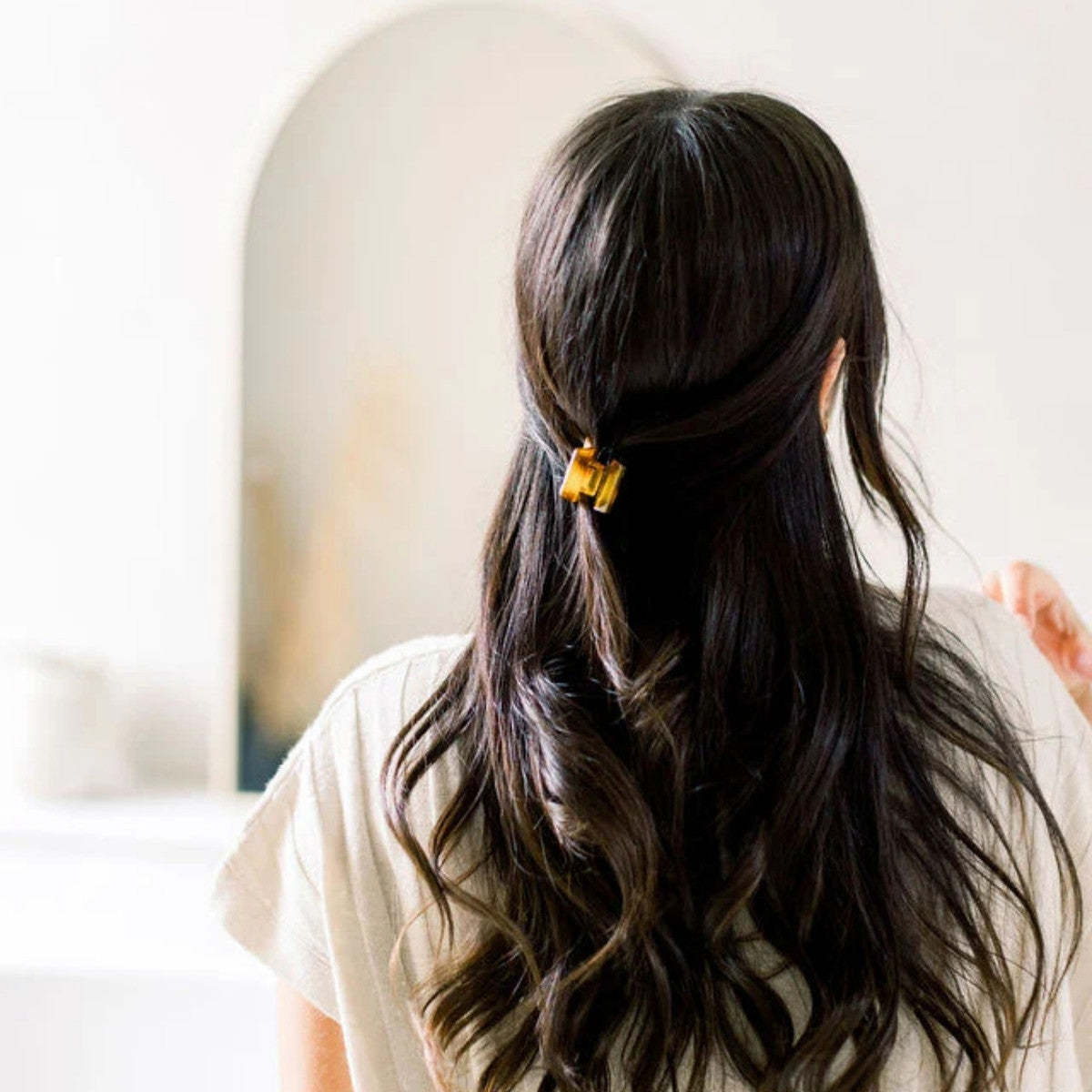 Chelsea King French Oval Claw Tortoise - Mini - The Green Kiss