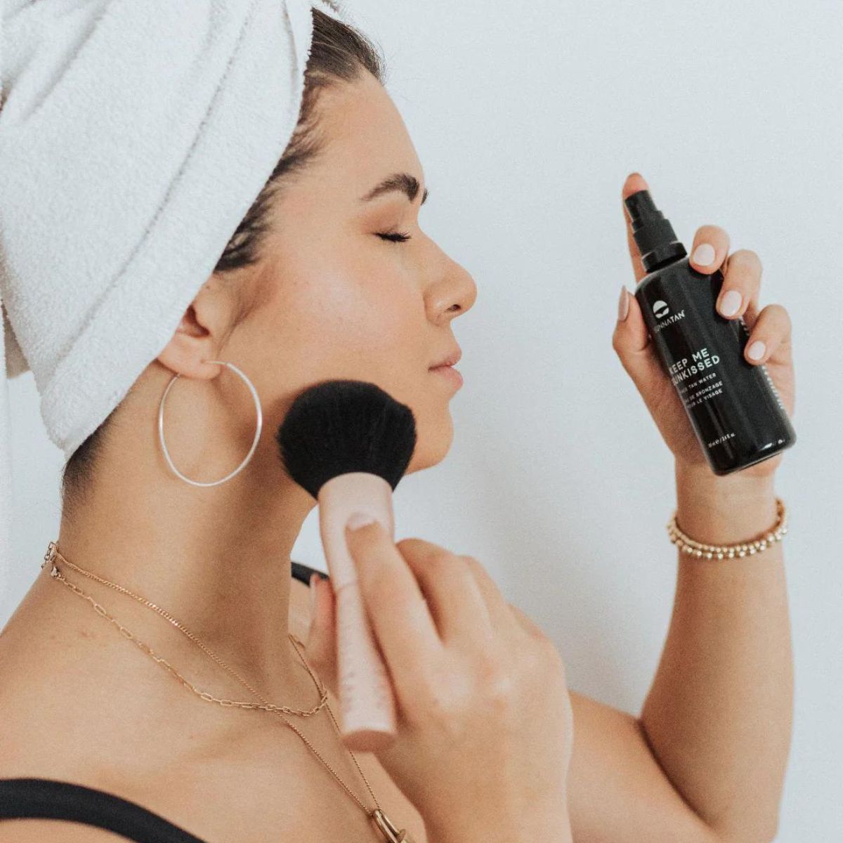 Sunna Tan Face Tan Water + Brush - The Green Kiss