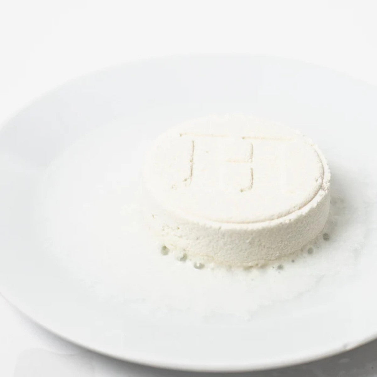 The Bathologist Single Shower Steamer - Hydrate - The Green Kiss