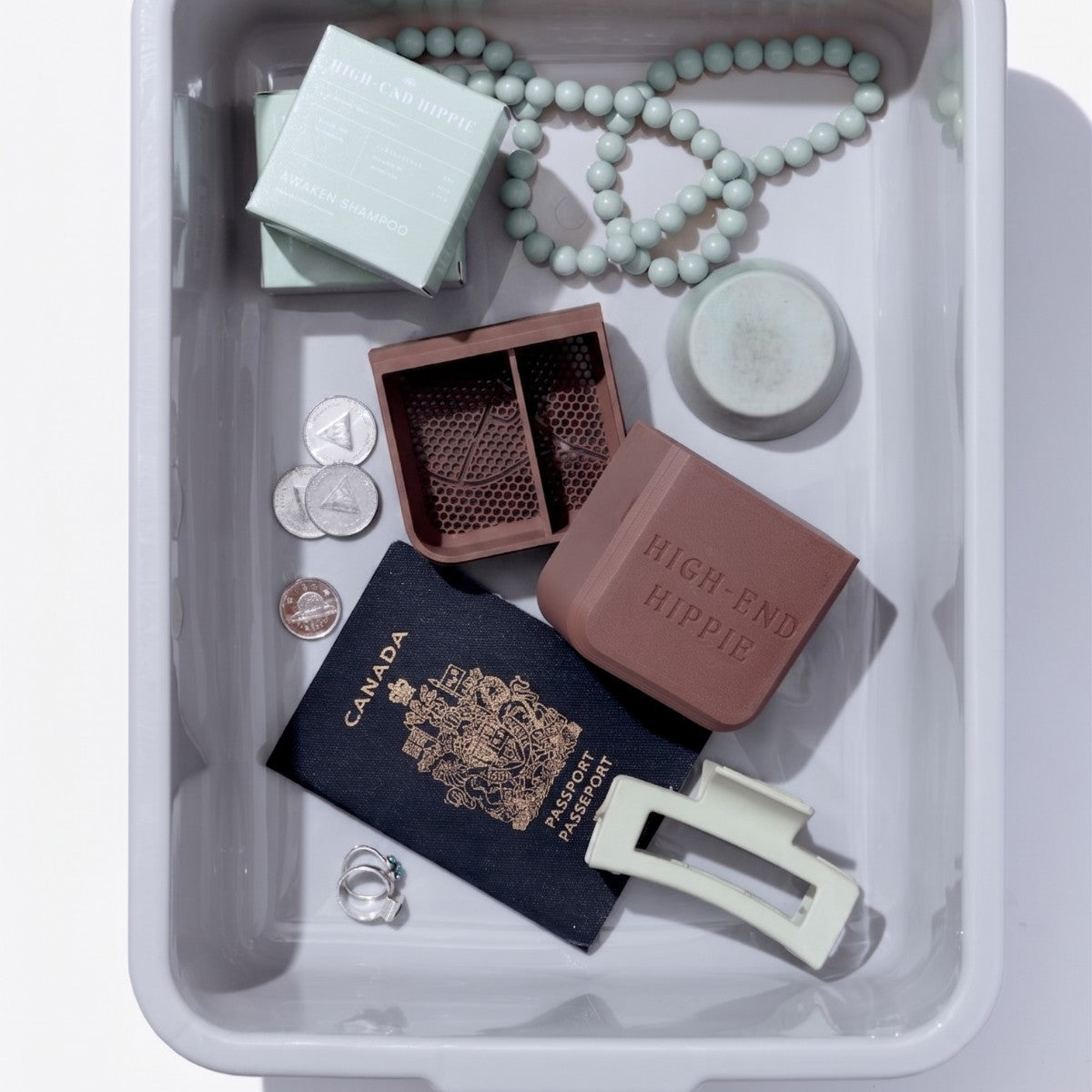 The High-End Hippie 2-in-1 Shower & Travel Case - The Green Kiss