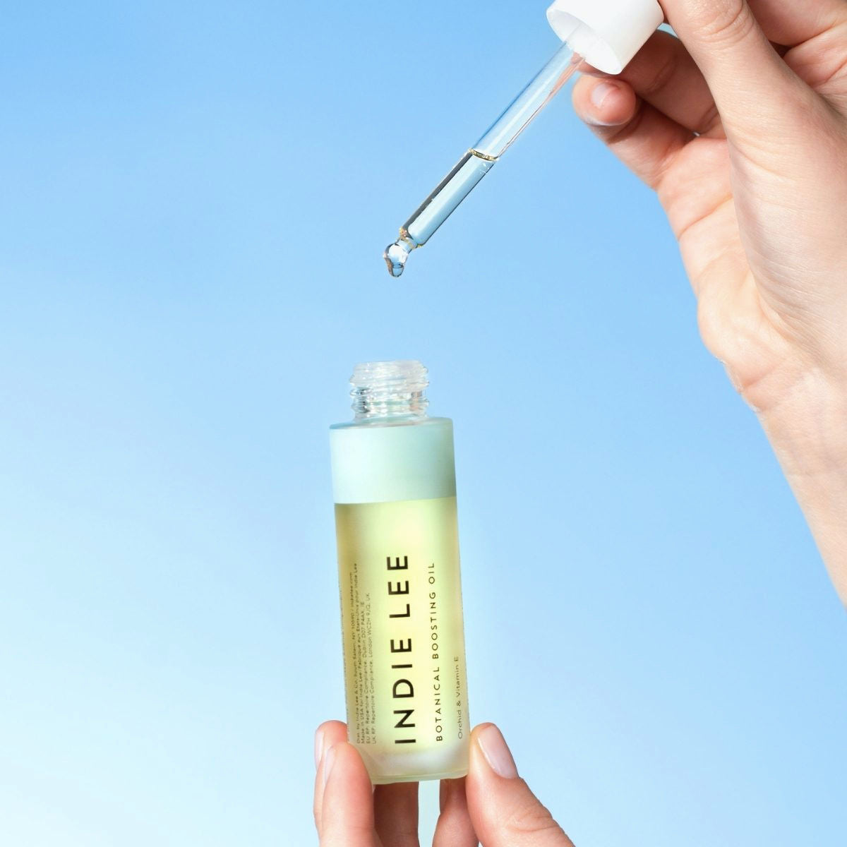 Indie Lee Botanical Boosting Oil - The Green Kiss