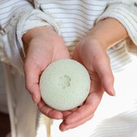 Wyld Konjac Sponge - French Green Clay - The Green Kiss