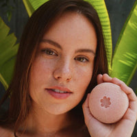 Wyld Konjac Sponge - French Pink Clay - The Green Kiss